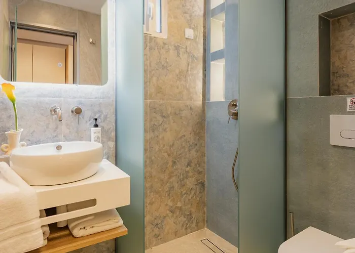 Anna * 利迈纳里亚