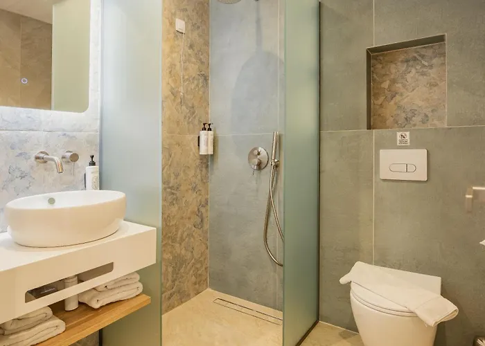 Anna 利迈纳里亚